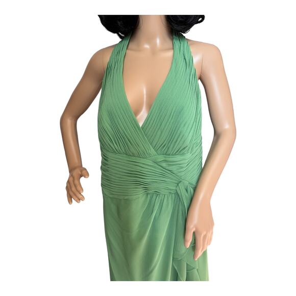 David’s Bridal Green Chiffon Halter Draped cascade Dress Style F12688 size 18 - Picture 9 of 16